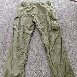 vintage military surplus olive cargo pants, baggy, skater, 90s,